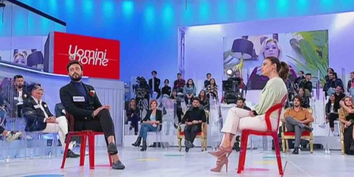 Armando e Brunilde, il confronto a Uomini e Donne: pace fatta? | Video Witty Tv Armando e Brunilde a Uomini e Donne