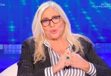 Domenica In: anticipazioni, ospiti, temi e argomenti del 4 dicembre. Arrivano Irama, Michele Placido e Altri Domenica in Mara Venier