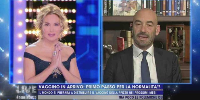 Matteo Bassetti ricorda la mamma morta a Live Non è la D’Urso | Video Mediaset Matteo Bassetti a Live Non è la D'urso