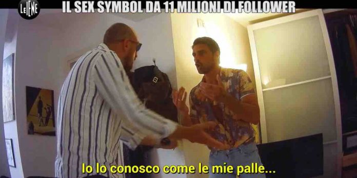 Scherzo Michele Morrone a Le Iene: tradito da un amico per dei quadri | Video Mediaset scherzo Michele Morrone a Le Iene