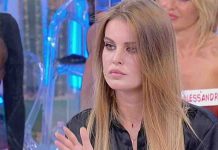 Uomini e Donne, Matteo torna con un regalo e una lettera per Sophie. La tronista: “ho bisogno di fidarmi” | Video Witty Sophie a Uomini e Donne