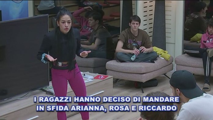 Amici 20, provvedimento disciplinare nella scuola: tre allievi in sfida | Video Witty Tv amici in sfida