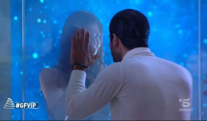 Elisabetta Gregoraci rientra nella Casa del Grande Fratello Vip per un confronto con Pierpaolo Pretelli | Video Mediaset Gregoraci-confronto-pretelli