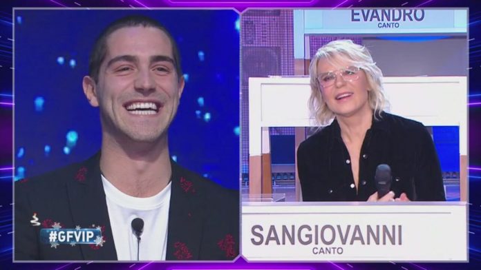 Maria de Filippi ospite speciale del Grande Fratello Vip, per una sorpresa a Tommaso Zorzi | Video Mediaset Maria De Filippi Al GF Vip