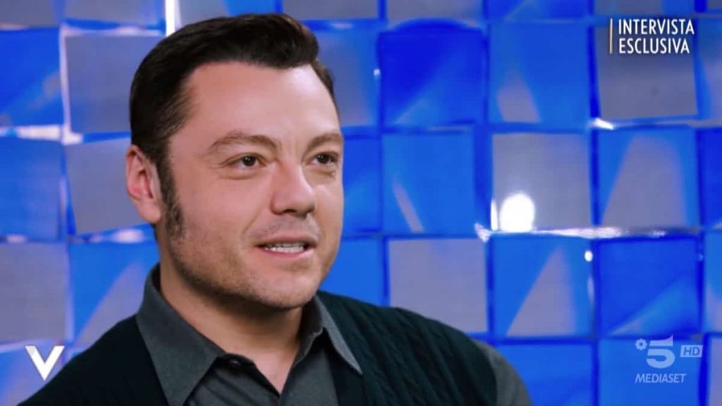 Tiziano Ferro a Verissimo