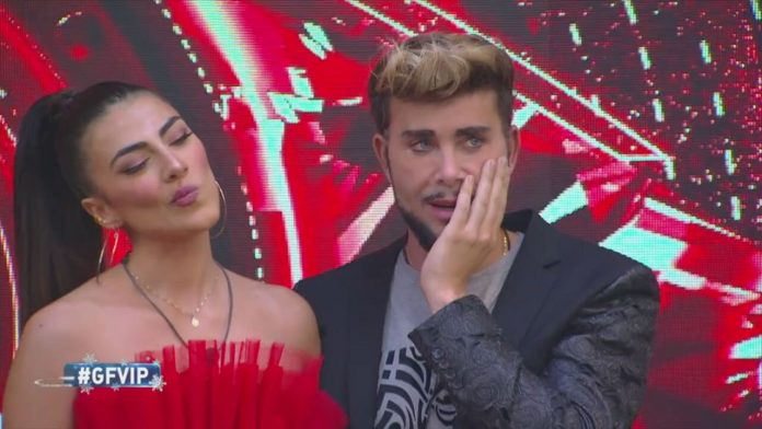 Grande Fratello Vip 2020, chi è uscito ieri sera lunedì 21 dicembre? Nessun Eliminato | Video Mediaset Urtis meno votato