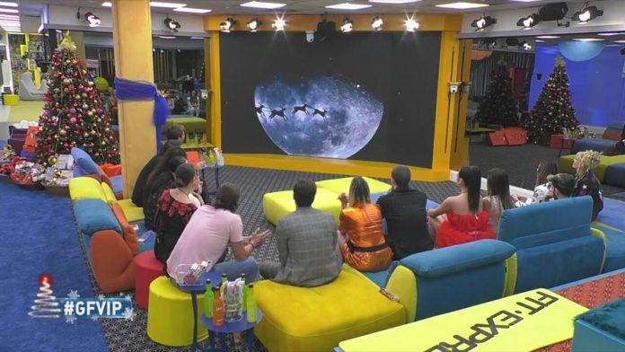 Gli auguri di Natale dei parenti ai Vipponi del Grande Fratello Vip nel corso della 28° puntata | Video Mediaset auguri parenti