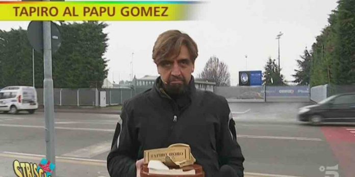 Striscia La Notizia, la consegna del tapiro d’oro a Papu Gomez dell’Atalanta | Video Mediaset tapiro Papu Gomez a Striscia La Notizia