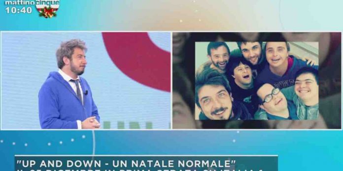 Paolo Ruffini a Mattino 5: “Up e down una carezza di Natale a chi è solo” | Video Mediaset Paolo Ruffini Up and Down Natale