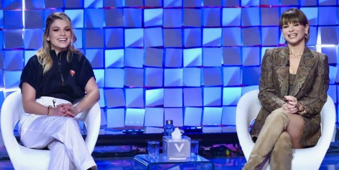 Alessandra Amoroso ed Emma Marrone a Verissimo: la nostra amicizia | Video Mediaset Alessandra Amoroso ed Emma Marrone