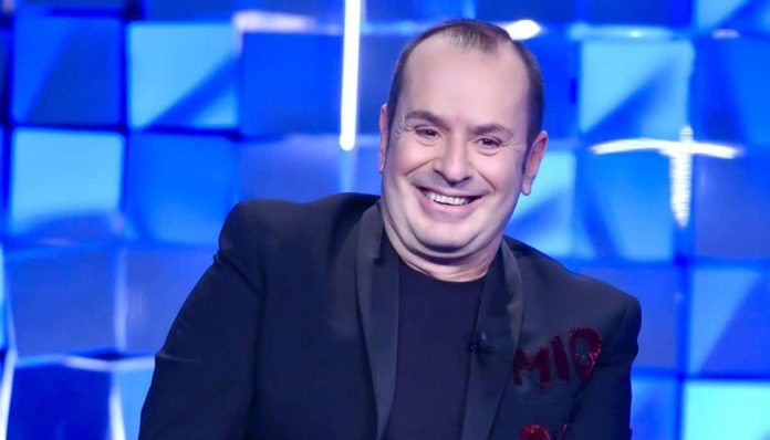 Fabio Canino a Verissimo: “Sono single, aspetto ancora il Principe Azzurro” | Video Mediaset Fabio Canino a Verissimo