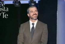 Luca Argentero a C’è Posta per te 2021: con ironia e dolcezza ufficializza l’unione fra Valentina e Michele | Video Witty Tv Luca Argentero