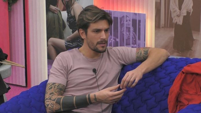 GF vip: Andrea Zelletta contro Dayane Mello, per i suoi modi poco garbati | Video Mediaset Zelletta vs Mello