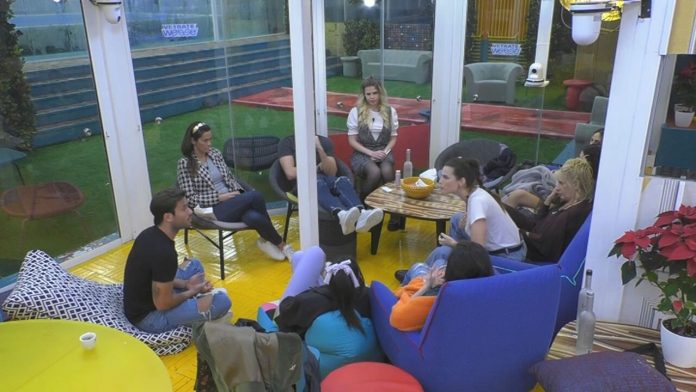 Lo scontro tra Dayane Mello e Pierpaolo Pretelli al GF Vip: “Per tre mesi hai fatto il cagnolino” | Video Mediaset Mello Vs Pretelli