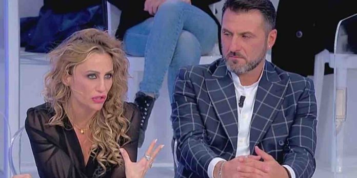 Uomini e Donne, Ursula: “Gemma ha ragione Tina, da casa arriva che ti innamori di tutti”, ma Gianni… | Video Witty Tv Ursula parla a Gemma