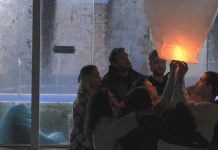 Dayane Mello dice addio al fratello Lucas con i gieffini lanciando in cielo una lanterna | Video Mediaset addio lucas