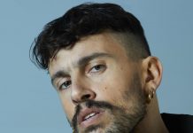 Festival di Sanremo 2021, Aiello con il brano “Ora” fa mea culpa: “La malinconia è il sentimento che più mi rappresenta. Sul dolore provo a ballarci” Il Cantante AIELLO