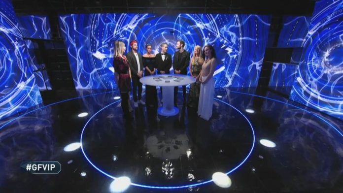 La catena di salvataggio al Grande Fratello Vip: rimangono fuori Samantha De Grenet e Andrea Zenga | Video Mediaset Catena di Salvataggio