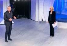 Claudio Amendola a C’è Posta per te 2021 per Giuseppe e Sara | Video Witty Tv Claudio Amendola a C'è Posta per te