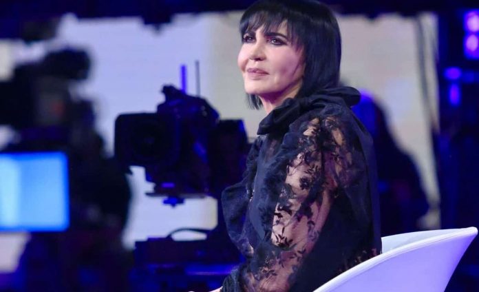 Fiordaliso a Verissimo: il ricordo della madre commuove Silvia Toffanin | Video Mediaset Fiordaliso a Verissimo