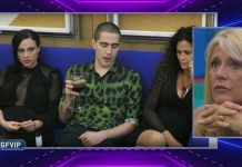 Le critiche dei gieffini su Maria Teresa Ruta al GF Vip: “Recita sempre” | Video Mediaset MTR al centro delle critiche