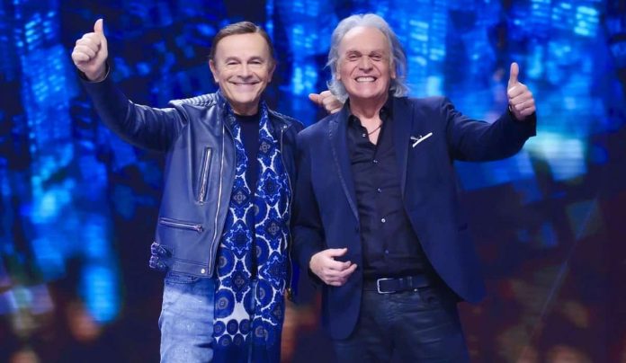 Riccardo Fogli e Dodi Battaglia a Verissimo: la nostra amicizia e i Pooh | Video Mediaset Riccardo Fogli e Dodi Battaglia