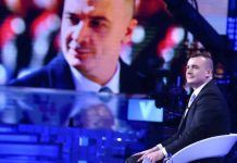 Rocco Casalino a Verissimo: “Ora la pillola per diventare eterosessuale non la prenderei più” | Video Mediaset Rocco Casalino a Verissimo