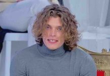 Uomini e Donne, Eugenia delusa da Massimiliano: “ti ricordi che ci sono anche io?” | Video Witty Tv Massimiliano, tronista Uomini e Donne