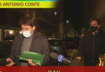 Antonio Conte, la consegna del tapiro d’oro a Striscia La Notizia | Video Mediaset tapiro Antonio Conte Striscia La Notizia