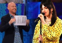 Arisa ad Amici 20 si esibisce con la canzone di Sanremo 2021: il voto di Zerbi | Video Witty TV Arisa ad Amici 20