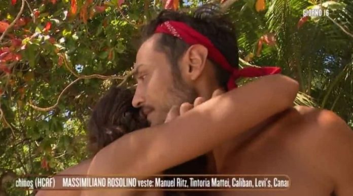 Isola dei Famosi 2021, Awed ritorna nel gruppo e chiede scusa: strategia o verità ? | Video Mediaset Awed chiede scusa