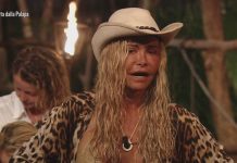 Isola dei Famosi 2021: il bacio di Giuda di Vera Gemma è per Francesca Lodo | Video Mediaset Bacio di giuda