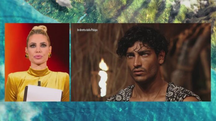 Isola dei Famosi 2021, chi è uscito ieri sera lunedì 22 marzo? Eliminato Akash Kumar | Video Mediaset eliminato Akash