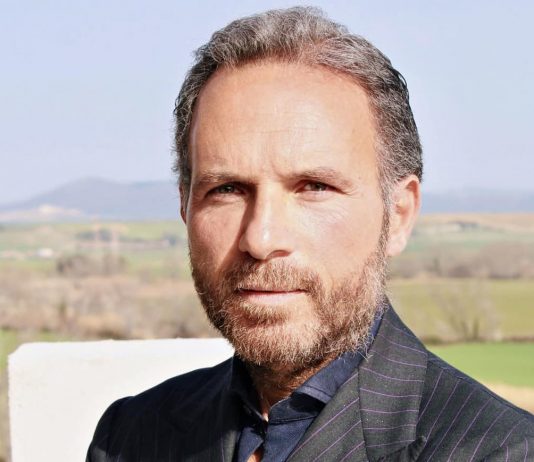 L’Isola dei Famosi 2021, intervista esclusiva a Ferdinando Guglielmotti: “Non sono alla ricerca dell’amore. Di Elisa Isoardi mi colpisce il suo carattere” Ferdinando Guglielmotti