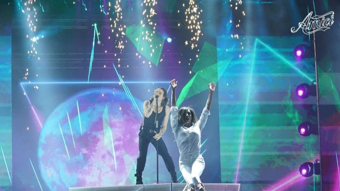 Irama ad Amici 2021: l’esibizione con il singolo di Sanremo 2021 | Video Witty Tv Irama ad Amici 2021