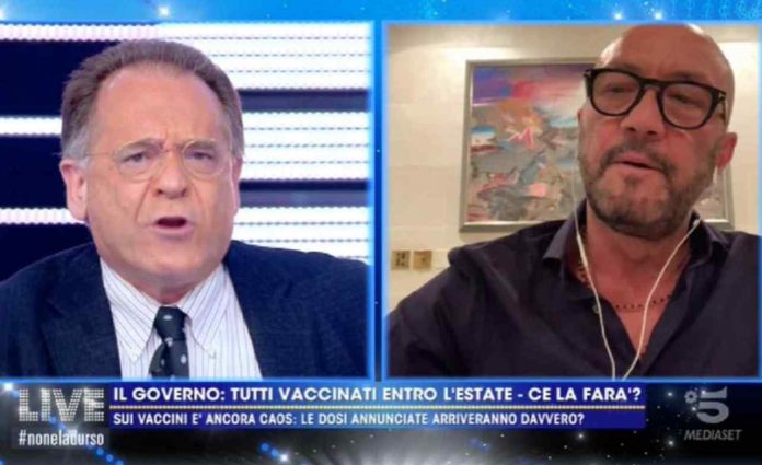 Lite fra Alessandro Cecchi Paone e Walter Zenga a Live non è la D’urso | Video Mediaset Lite Zenga Cecchi Paone
