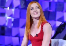 Noemi a Verissimo: il percorso dell’artista verso la sua nuova vita | Video Mediaset Noemi a Verissimo