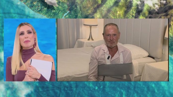 Isola dei Famosi 2021: Paul Gascoigne, aggiornamento sulle sue condizioni di salute | Video Mediaset Paul in collegamento