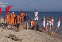 Isola dei Famosi 2021: prova ricompensa con cambio squadra. Brando Giorgi nei Burinos, Daniela Martani nei Rafinados | Video Mediaset Pedina di scambio