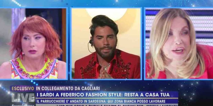 Live Non è la D’Urso, Federico Fashion Style è in Sardegna: fuggito dalla zona rossa | Video Mediaset Federico Fashion Style