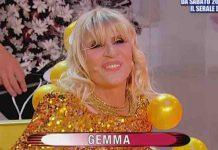 Uomini e Donne, Gemma e il nuovo corteggiatore Roberto: “è un bell’uomo”, ma Tina… | Video Witty Tv Gemma come Charlize Theron a Uomini e Donne