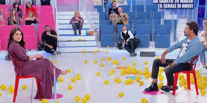 Uomini e Donne, Samantha e Gero escono insieme: polemica in studio | Video Witty Tv Samantha e Gero a Uomini e Donne