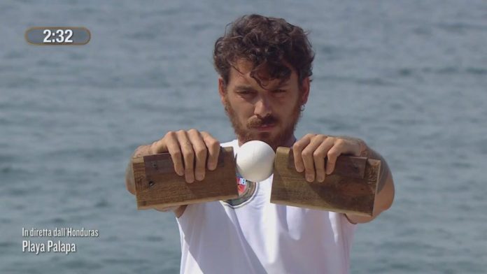 Isola dei Famosi 2021, prova Leader “Salvador”, vince Andrea Cerioli | Video Mediaset Andrea leader