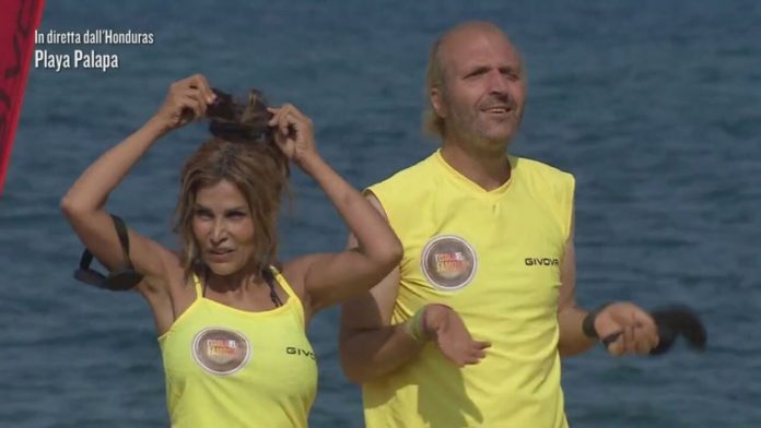 Isola dei Famosi 2021: prova ricompensa, vincono le amazzoni Vera Gemma e Miryea Stabile | Video Mediaset Fariba e Ubaldo