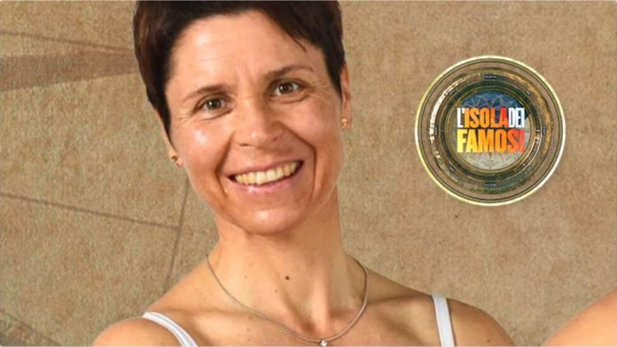 Isolde Kostner, nuova concorrente Isola dei Famosi 2021: l’arrivo in Palapa | Video Mediaset Isolde Kostner