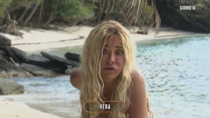 Isola dei Famosi 2021: Vera Gemma è stupita del pentimento di Awed | Video Mediaset Vera gemma