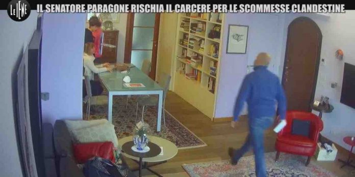 Scherzo Gianluigi Paragone a Le Iene: il figlio Tommaso finito in un giro scommesse clandestine | Video Mediaset scherzo Gianluigi paragone