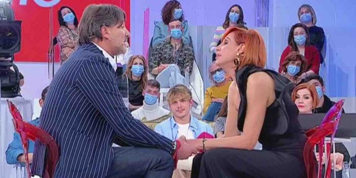 Luisa e Salvio, la proposta di matrimonio a Uomini e Donne | Video Witty Tv Luisa e Salvio proposta di matrimonio a Uomini e Donne