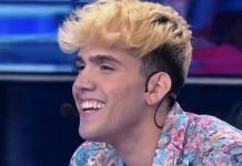 Aka7even canta Loca ad Amici 2021: l’esibizione del cantante di Anna Pettinelli | Video Witty Tv Amici 21 anticipazioni