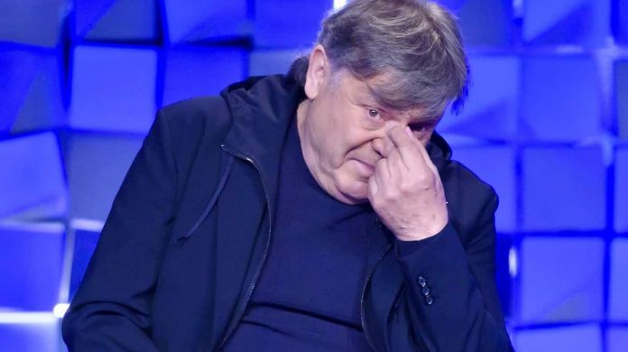 Beppe Carletti a Verissimo: il ricordo del leader dei Nomadi | Video Mediaset Beppe Carletti a Verissimo